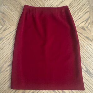 Red Women's Size 6 Fully Lined Pencil Skirt With Kick Pleat